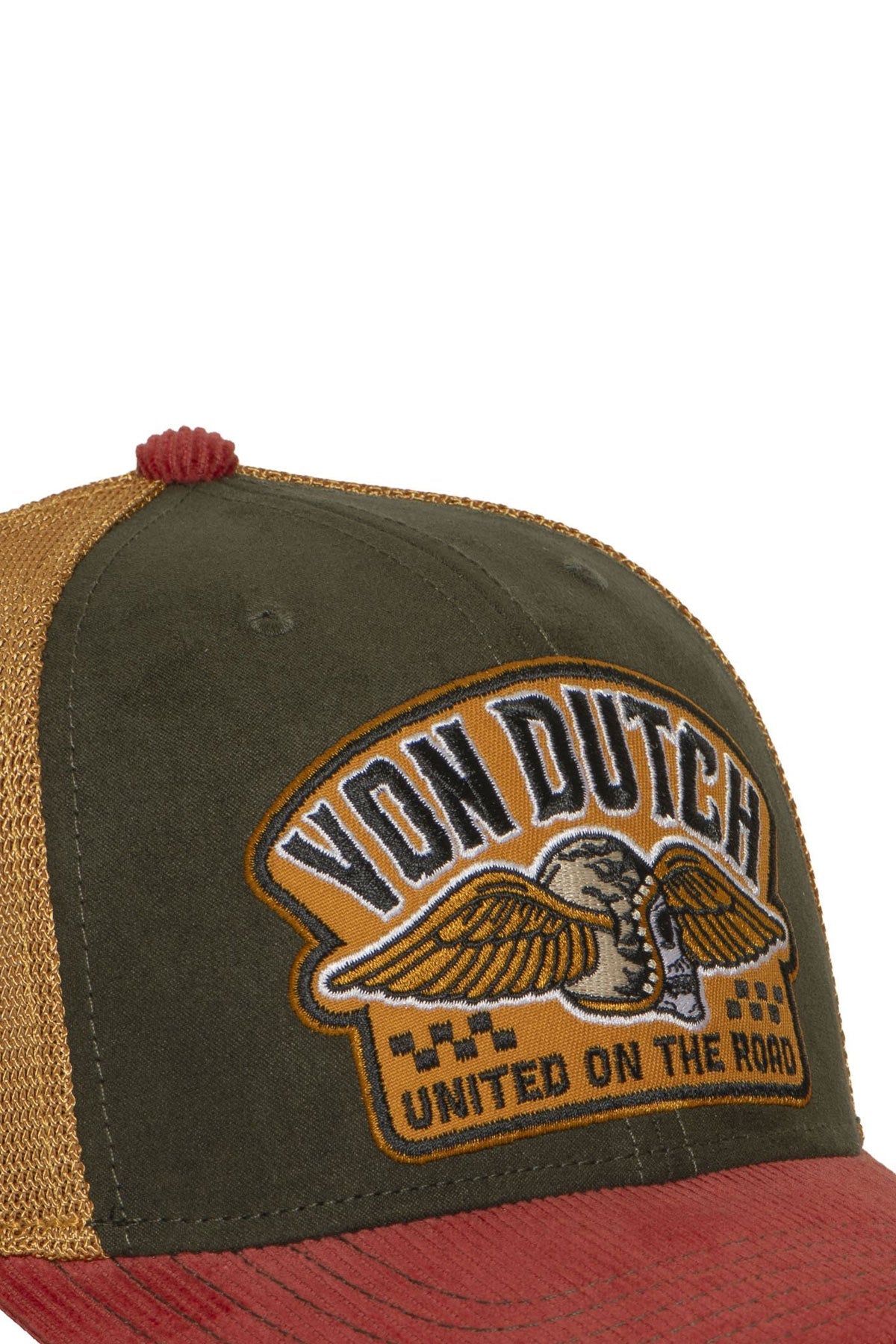 Detalle del bordado de la gorra Von Dutch SEM19