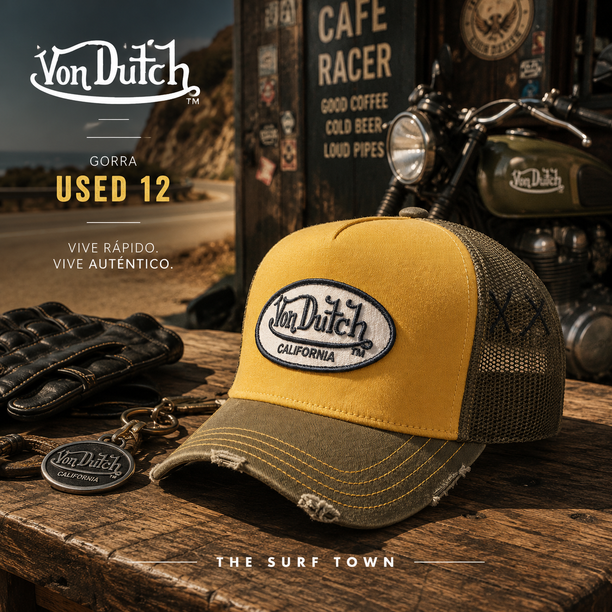 Gorra Von Dutch Used 12 en fotografía editorial propia de THE SURF TOWN en ambiente cafe racer junto a moto clásica, estilo vintage California road trip y lifestyle motero auténtico.