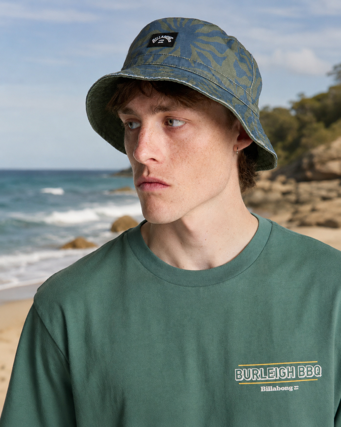 Gorro Billabong bucket hat reversible verde moss con estampado surf hombre