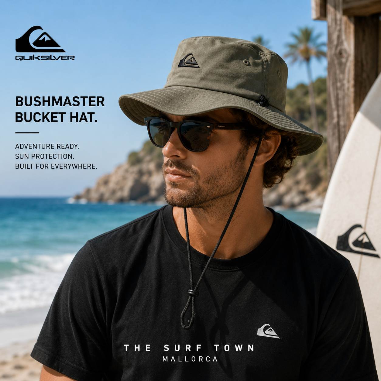 Gorro Quiksilver Bushmaster Thyme en fotografía editorial propia de THE SURF TOWN junto al mar con estilo surf adventure premium y luz natural diurna