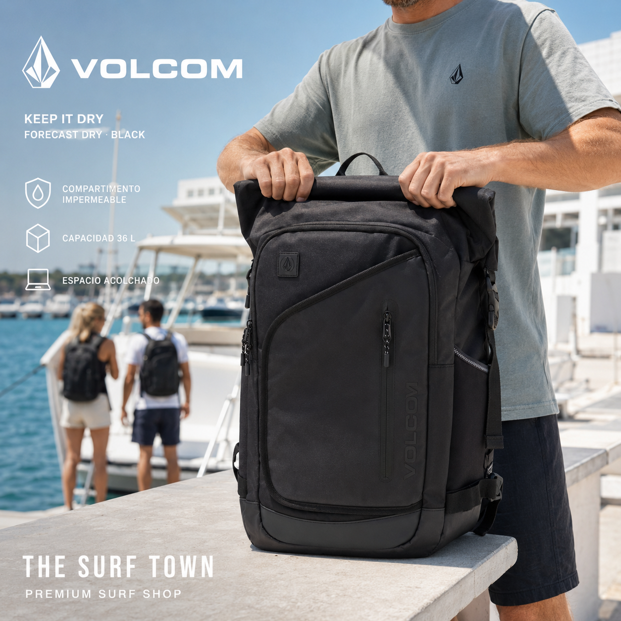 Mochila Volcom Forecast Dry Black de 36 litros en una marina, imagen editorial propia de THE SURF TOWN