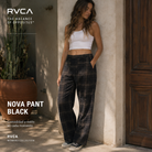 Pantalón Rvca Nova Pant Black cuadros oscuros estilo surfwear premium para mujer