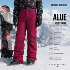 Pantalón Snow Billabong Alue Ruby Wine para niños en fotografía editorial propia de THE SURF TOWN, pantalón de snowboard infantil color burdeos con protección para nieve y montaña