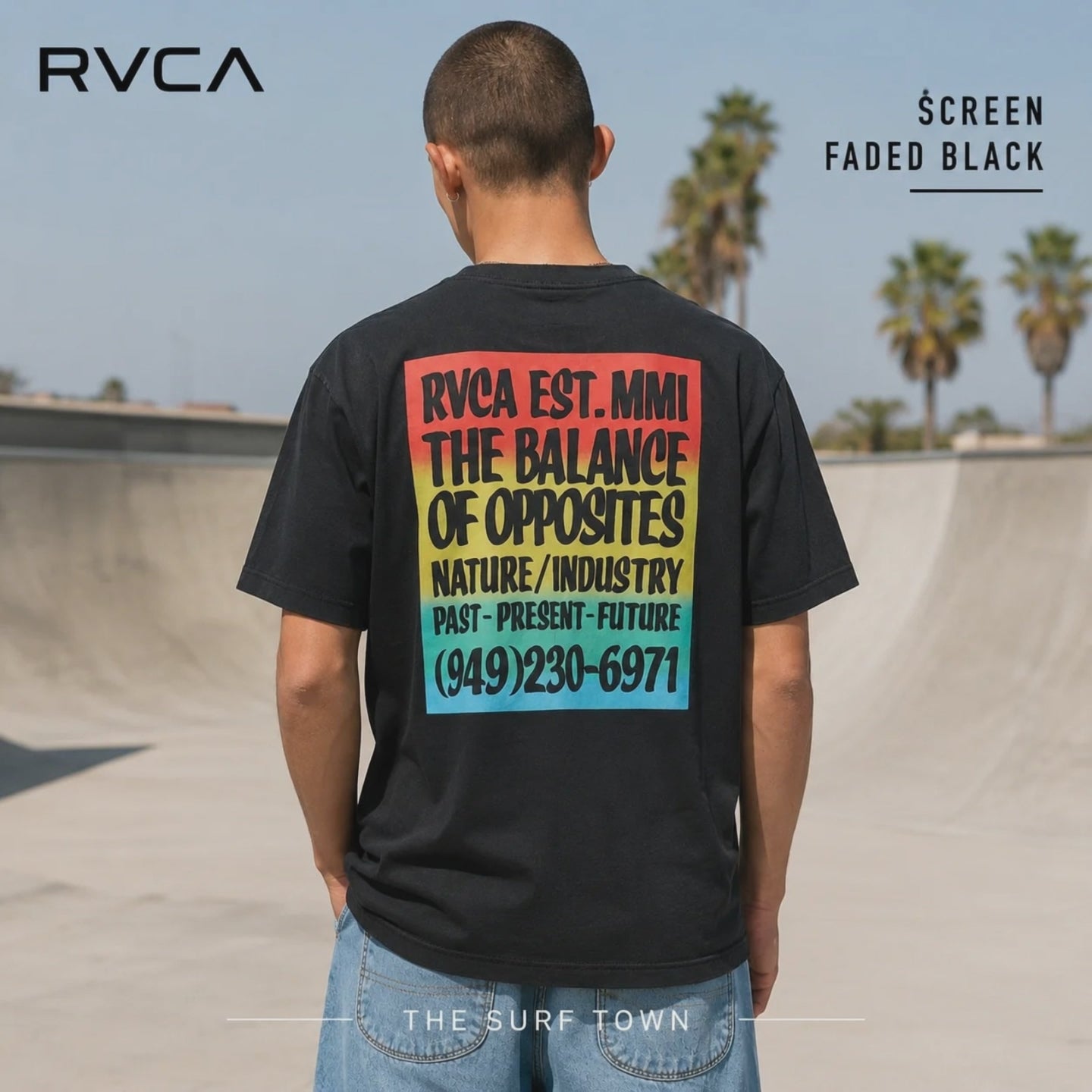 modelo vistiendo una Camiseta Rvca Screen Faded Black en una sesion de video promocional de the surf town en un skate park