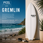 Tabla de surf Pyzel Gremlin en fotografía editorial propia de THE SURF TOWN con ambiente surf premium, playa de aguas cristalinas, luz solar diurna y fondo lifestyle costero para destacar este modelo de alto volumen y gran velocidad para olas pequeñas y medianas.
