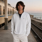Sudadera Volcom Single Stone Quarter Zip Bone Heather en editorial ferroviaria costera de THE SURF TOWN