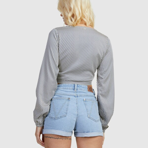 Top Rvca Eclipse Ls Tie Front Salt