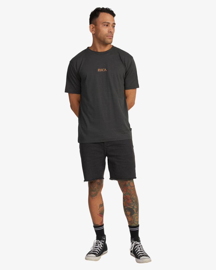 Camiseta Rvca Growth Pirate Black