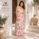 fotografia propia de the surf town vestido roxy de color blanco con flores en tonos rosa y verde mangas de tirantes