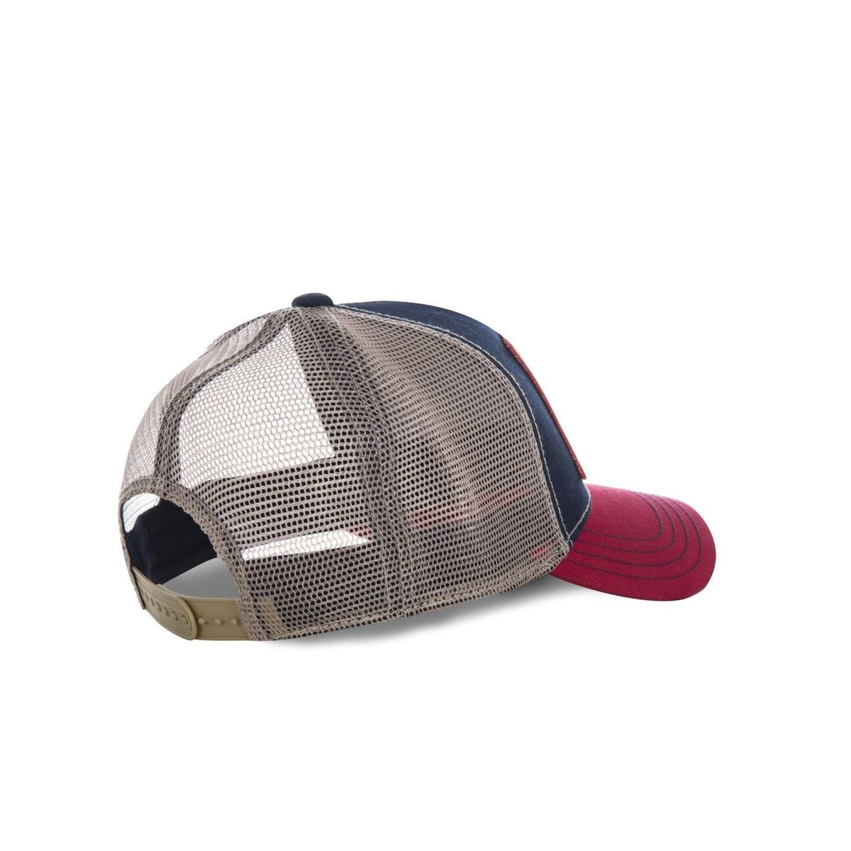 Detalle de la gorra Von Dutch SQUARE16