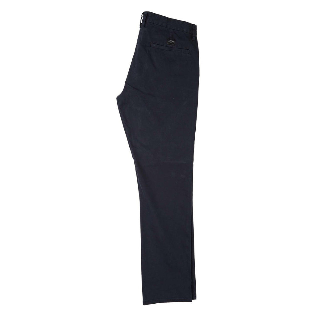 parte de atras de los Pantalones Billabong 73 Chino Navy azul marino