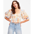 Top BILLABONG Feeling Groovy White Multi floral con mangas abullonadas para mujer